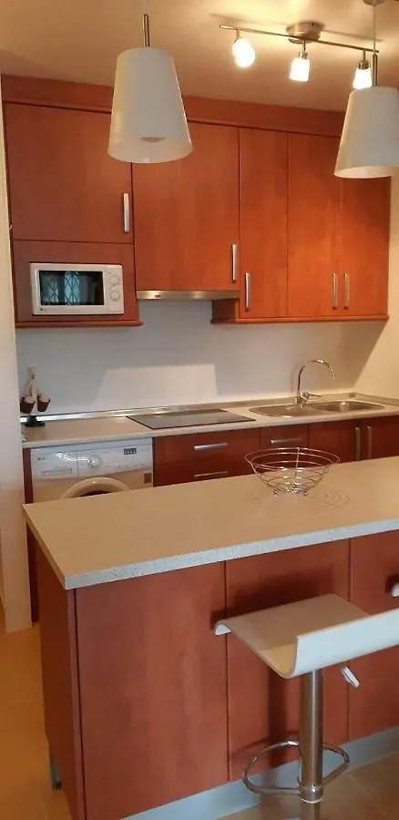 Primavera Gelijkvloers Appartement Met Ruim Terras En Wifi コスタ・デル・シレンチオ